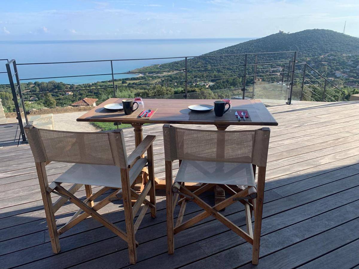 Double Room with Sea View in Corbara, Région de Calvi