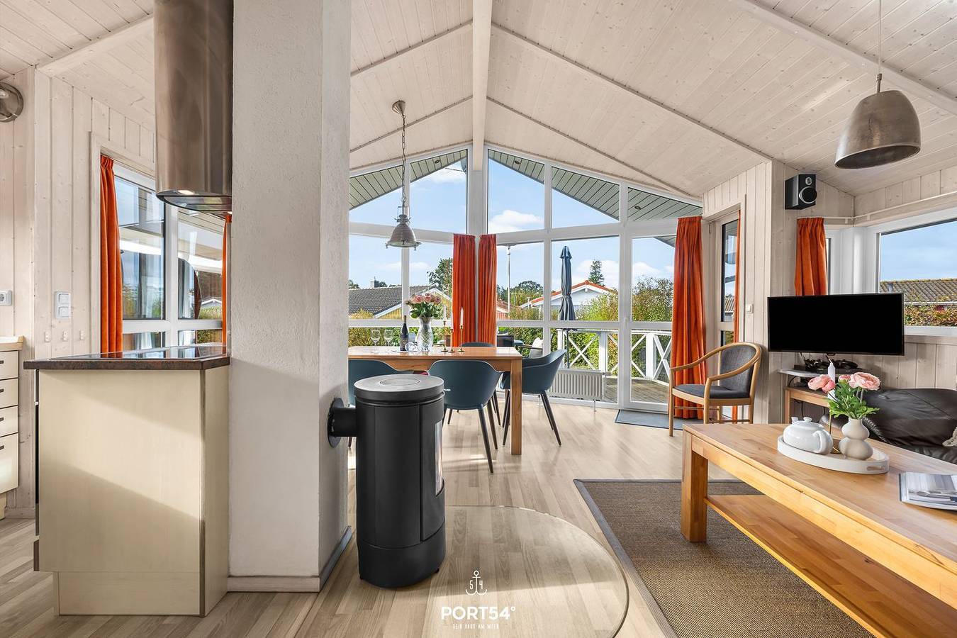 Skandinavisches Ferienhaus Möwenstübchen mit Sauna, Whirlpool und Klimaanlage in Lensterstrand, Grömitz