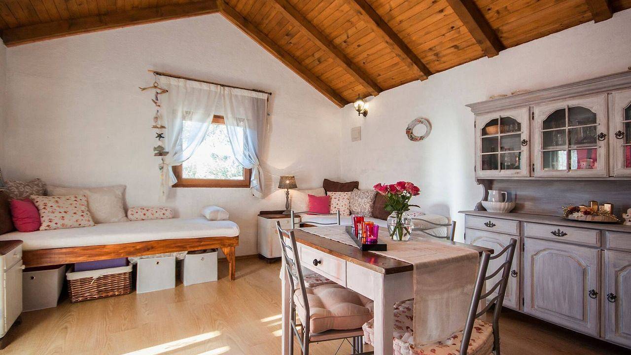 Ganze Ferienwohnung, Ferienwohnung für 2 Personen (40 m²) in Zaton (Šibenik) in Raslina, Šibenik-Knin