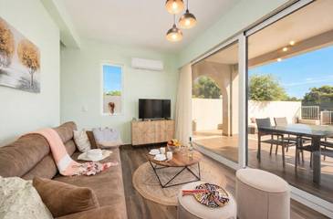 Villa pour 4 Personnes dans Mparmpati, Corfou, Photo 3