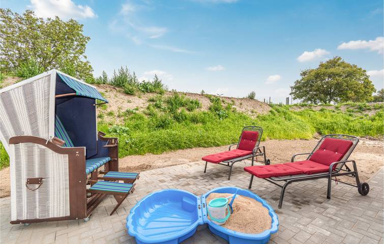 Charme am Strand mit Terrasse und Annehmlichkeiten in Büsum, Kreis Dithmarschen