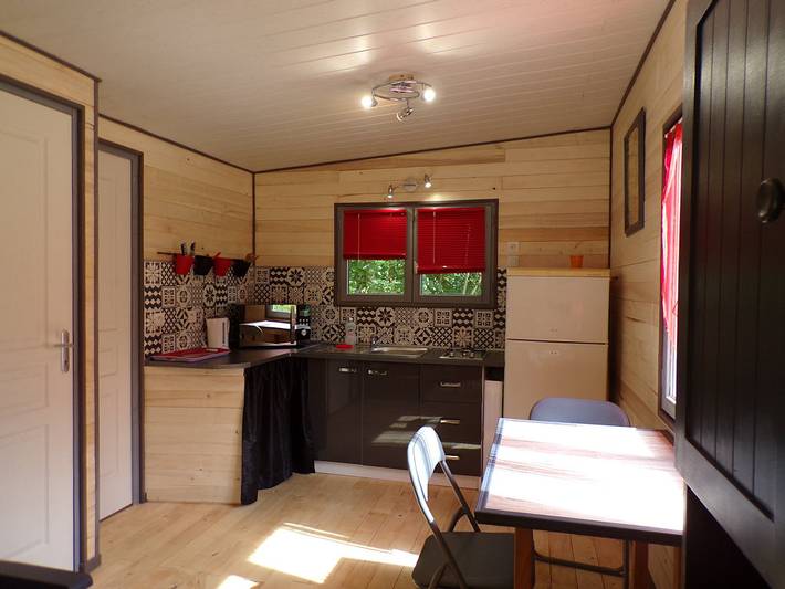 Gîte pour 2 personnes, avec piscine ainsi que terrasse et jardin, animaux acceptés dans le Lot - 2