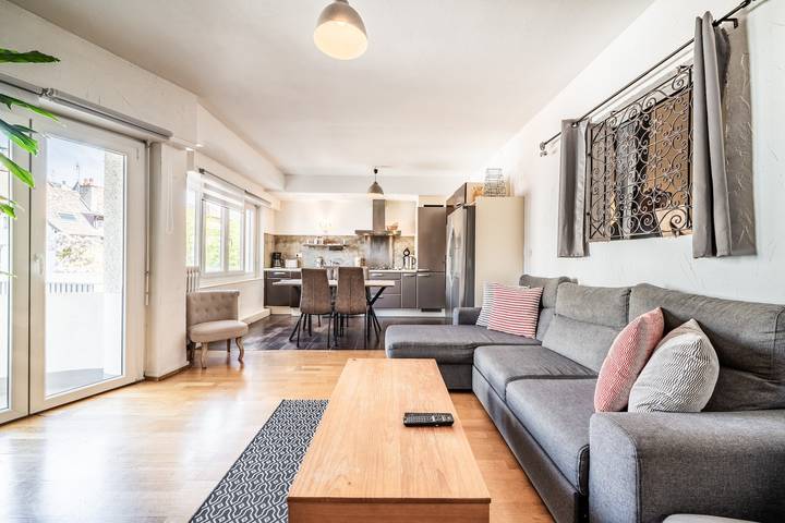 Gîte pour 8 personnes, avec balcon dans Lac Léman (France) - 2