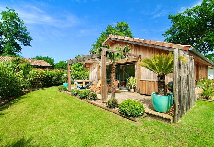 Gîte pour 6 personnes, avec balcon et jardin
