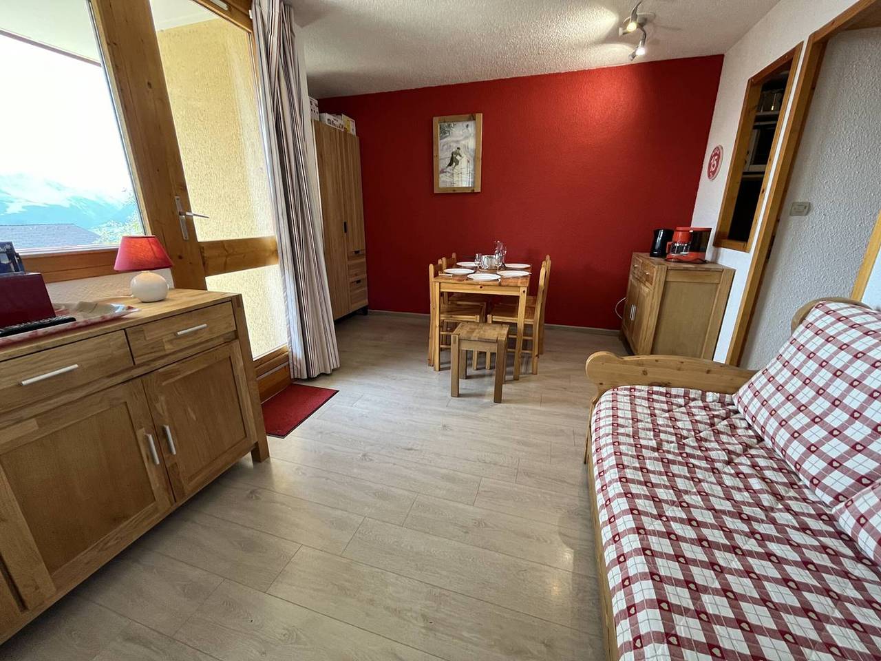 Studio entier, Studio rénové de 26 m² pour 4 pers avec balcon, accès pistes, animaux admis - Vallandry in Landry, Massif de la Vanoise