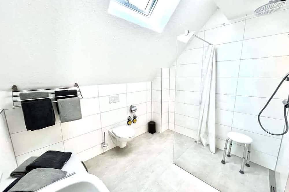 Ganze Wohnung, Ferienwohnung S7 Laura, mit 76qm 3 Schlafzimmer, max. für 5 Personen in Endingen am Kaiserstuhl, Endingen