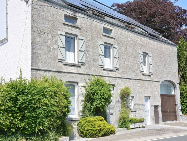 Maison de vacances pour 22 personnes, avec Terrasse et Jardin à Anhée