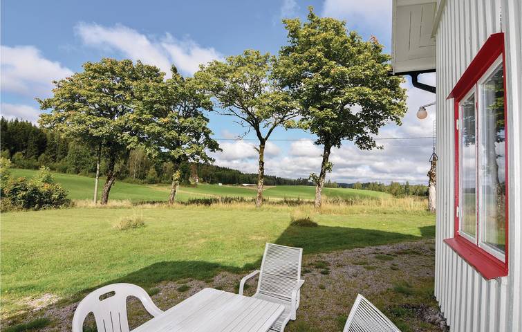 Ferienhaus für 8 Personen mit Garten in Dalsland