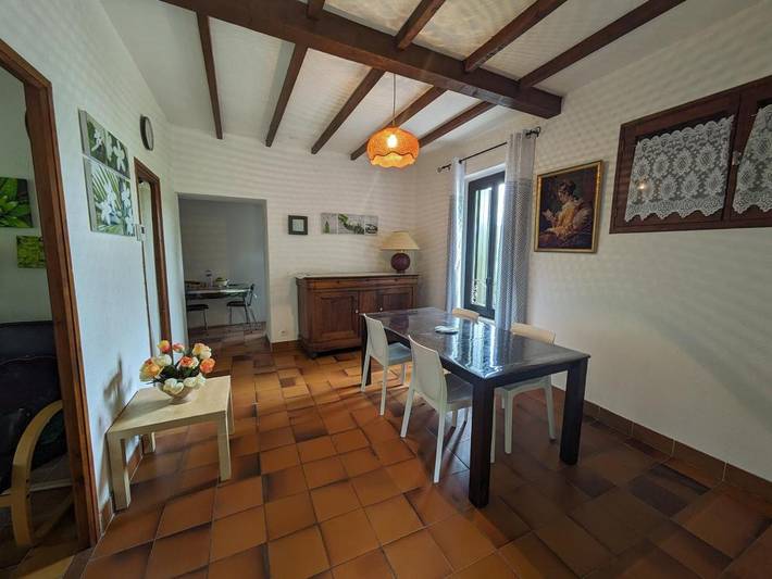 Location de vacances pour 6 personnes, avec jardin et terrasse à Brissac - 2