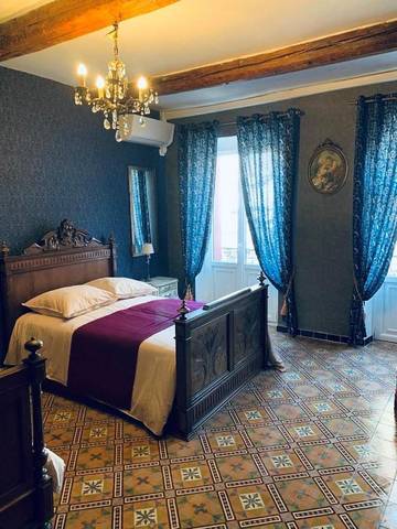 Cottage pour 2 personnes, avec terrasse et jacuzzi à Capestang