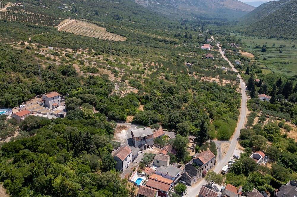 Villa Tina Desne by Villas Guide in Dubrovnik-Neretva