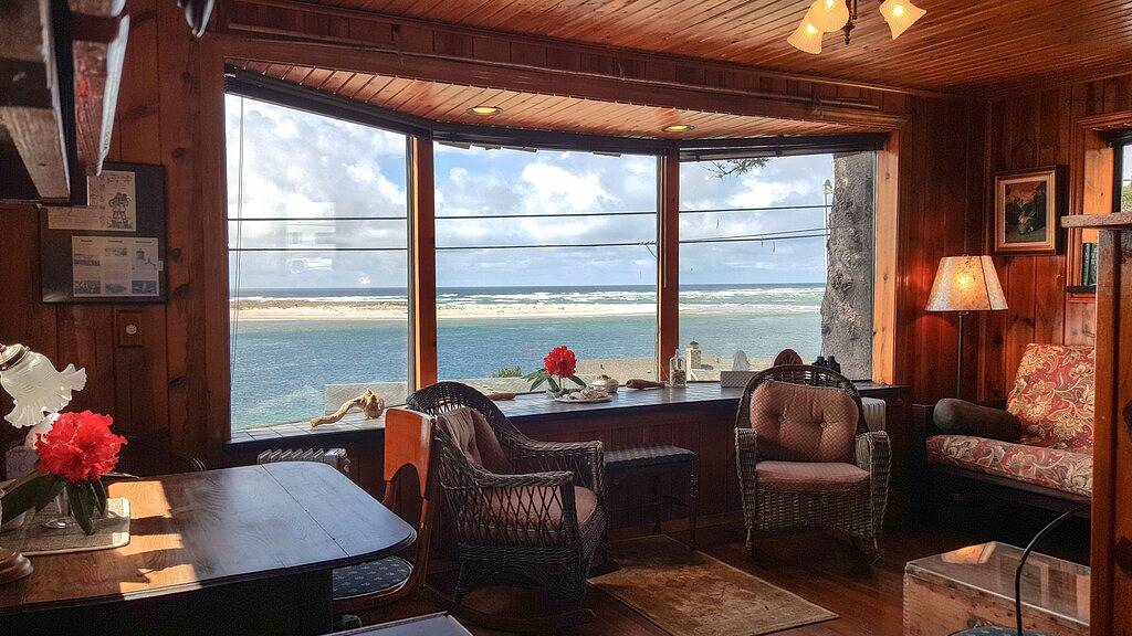 Ganze Wohnung, Wunderschönes Apartment mit Blick auf die Bucht! in Netarts, Tillamook County