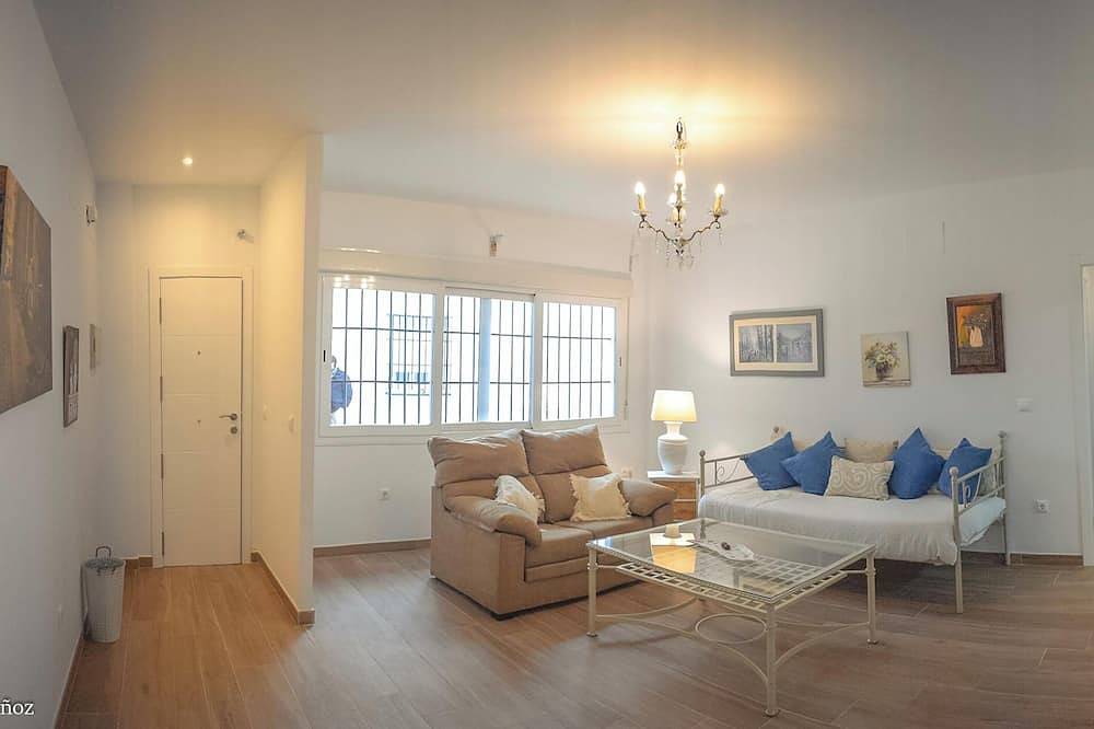 Entire apartment, Homerez - Apartment in Peñaflor in Peñaflor, Sevilla Province