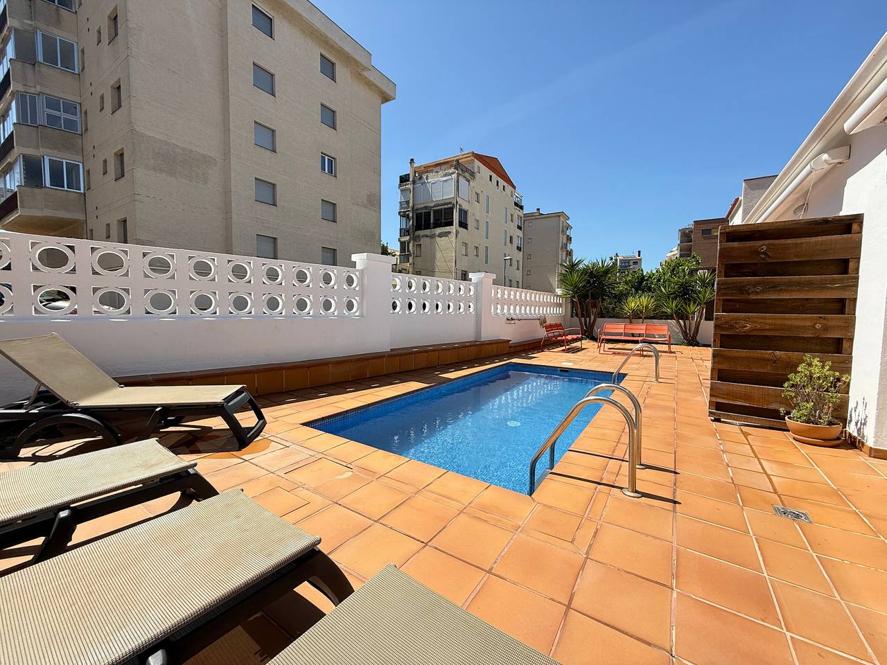 Apartamento entero, Apartamento cerca de la playa en Santa Margarita - Piscina, acepta mascotas in Santa Margarida, Roses