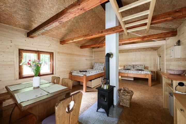 Camping für 4 Personen, mit Ausblick und Garten sowie Terrasse, mit Haustier in Tschechien