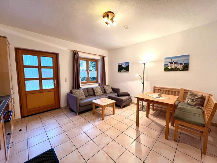 Ferienwohnung für 2 Personen, mit Terrasse und Garten sowie Ausblick bei Neuschwanstein - 3