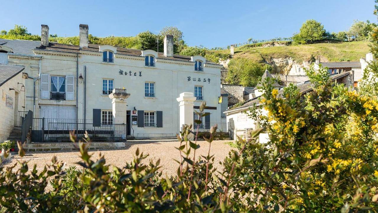 Logis Hôtel Le Bussy in Montsoreau, Vallée de la Loire