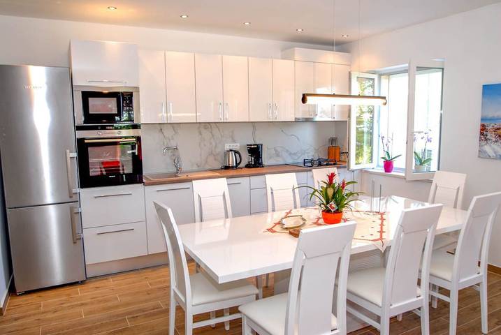 Villa pour 8 personnes, avec jardin à Srebreno - 4