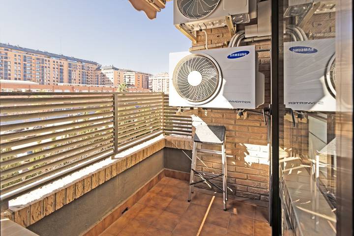 Ferienwohnung für 4 Personen, mit Terrasse in Valencia - 2