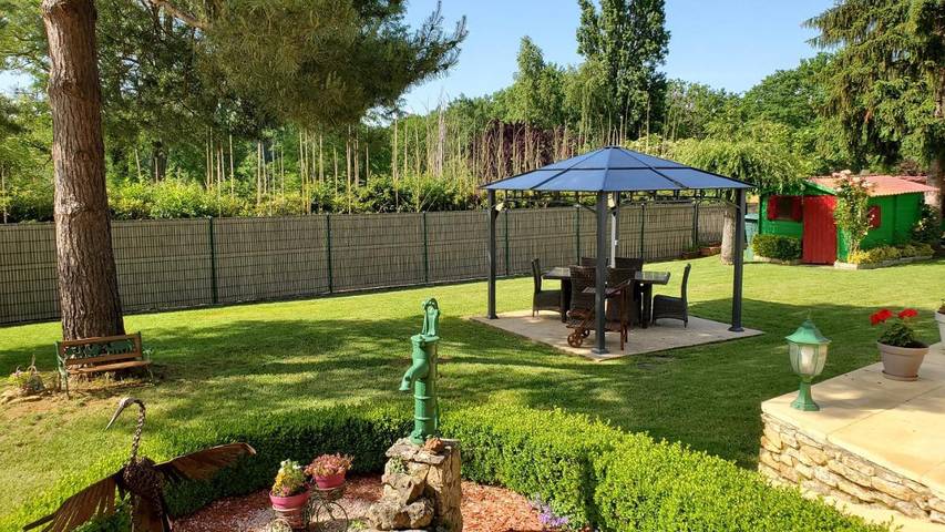 Gîte pour 2 personnes, avec piscine et jardin à Siorac-en-Périgord - 2