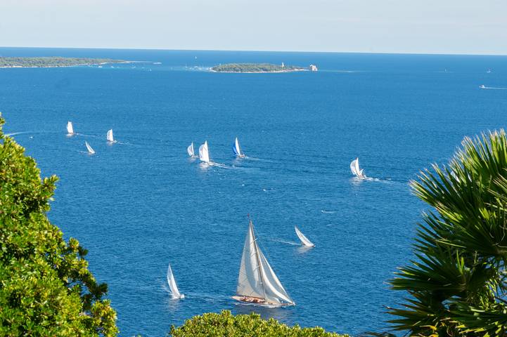 Villa pour 11 personnes, avec jardin et jacuzzi à Théoule-sur-Mer - 4
