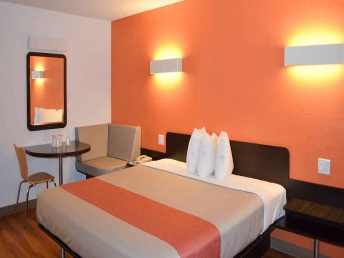 Appartamento intero, 1 letto matrimoniale king size | Vietato fumare, microonde in Kingsland, Georgia (USA)