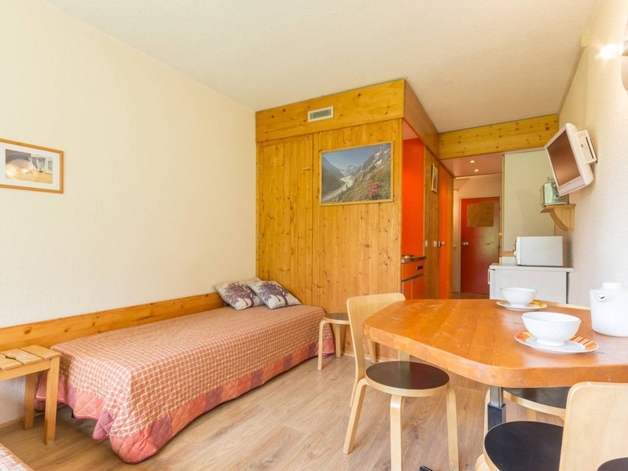 Studio entier, Studio 4 Pers. Balcon Proche Centre Station in Arc 1800, Bourg-Saint-Maurice
