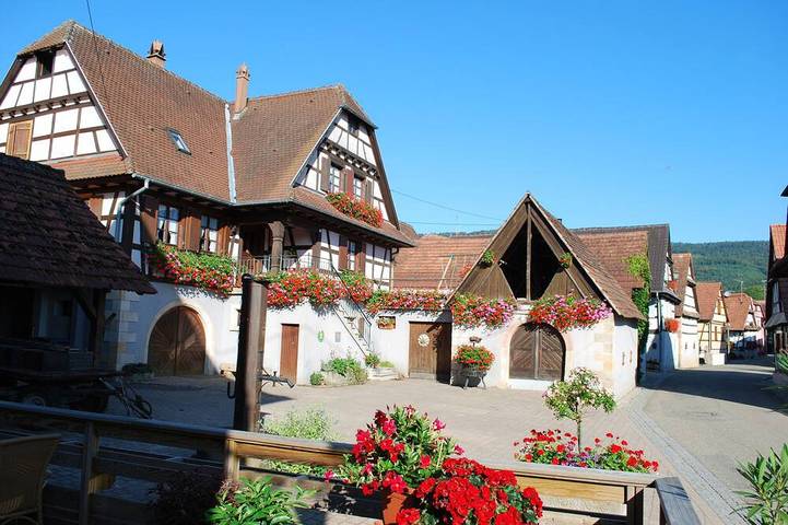 Maison de vacances pour 10 personnes, avec Terrasse ainsi que Jardin et Piscine