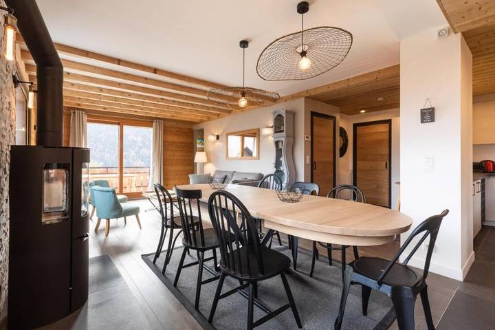 Chalet pour 14 personnes, avec jardin et vue à Saint-Jean-de-Sixt - 2