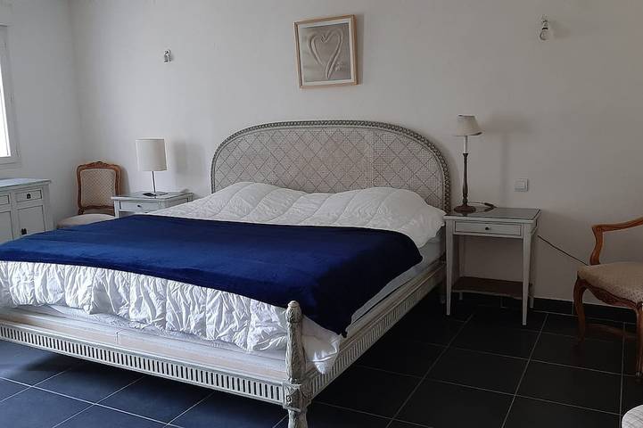 Location Villa Avec 2 Appartements Ind, Proche du Lac de Ste Croix et du Verdon in Régusse, Brignoles Region