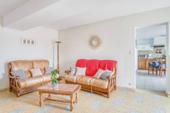 Ferienhaus für 6 Personen mit Terrasse in Cersay, Loire-Tal