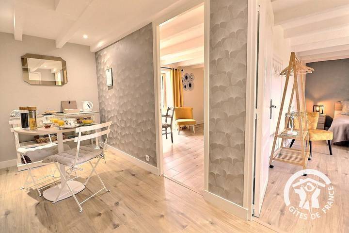 Chambre d’hôte pour 4 personnes, avec vue et terrasse ainsi que jardin et piscine, animaux acceptés en Ille-et-Vilaine - 4
