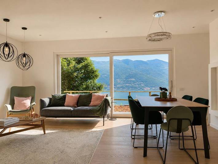 Villa per 4 persone, con Terrazza e Giardino nonché Piscina e Vista lago a Bellano