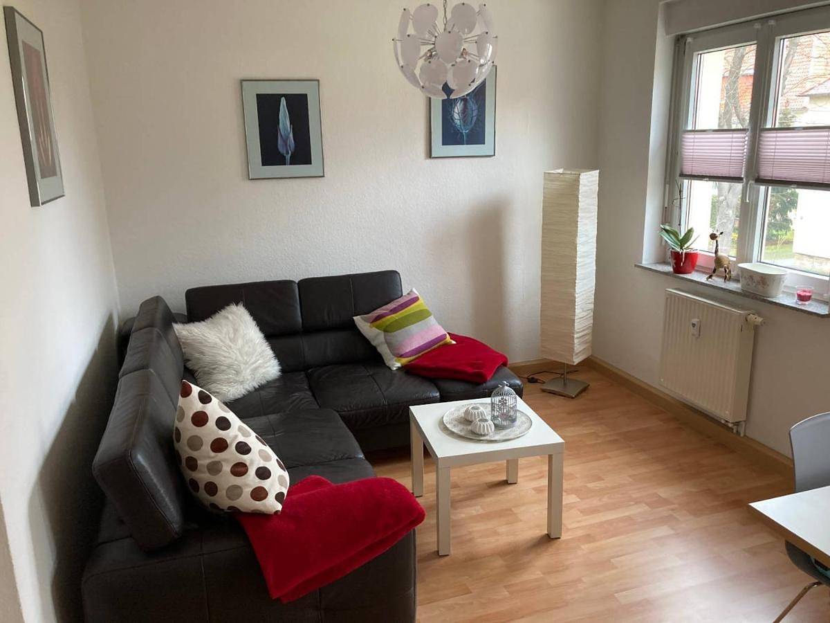 Ganze Wohnung, Ferienwohnung Tapetenwechsel -Balkon- in Klotzsche, Dresden