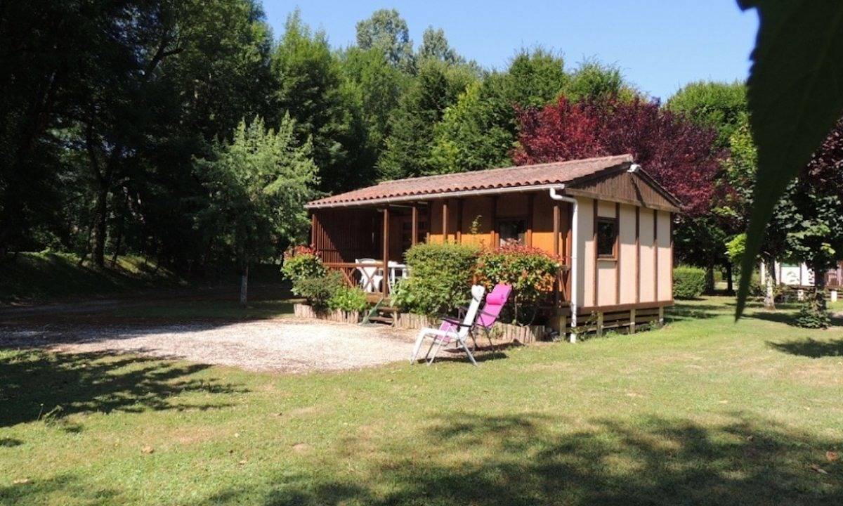 Chalets en bois au cœur du Périgord noir in Saint-Cybranet, Périgord Noir