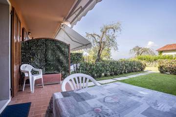 Camping per 4 Persone in Brenzone, Prealpi Gardesane, Foto 3