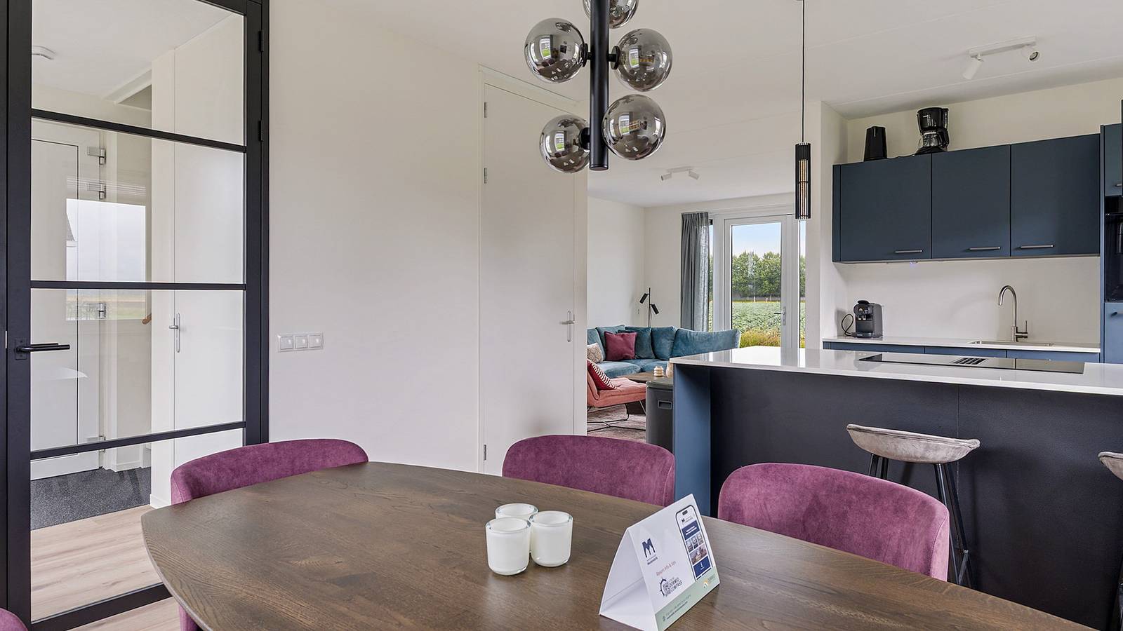 Dormio Resort Medemblik —  Koggehuys Binnen in Ijsselmeer