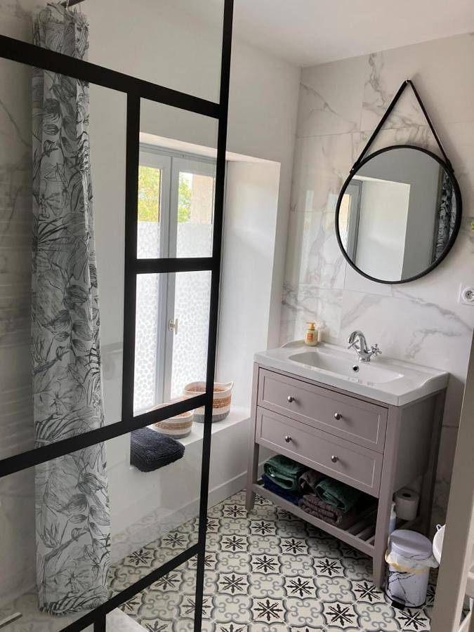 Location de vacances pour 6 personnes, avec jardin et jacuzzi à Ceyzérieu - 3