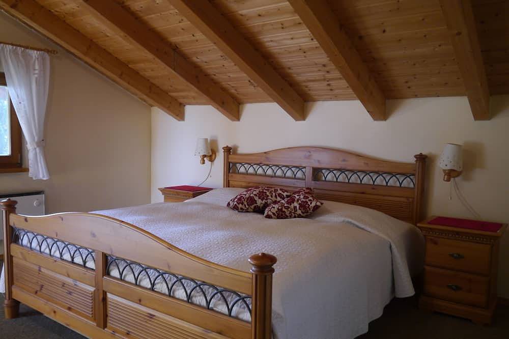 Large, comfortable holiday home, very quiet, on a large park-like ground in Regen (East Bayern), Eastern Bavaria