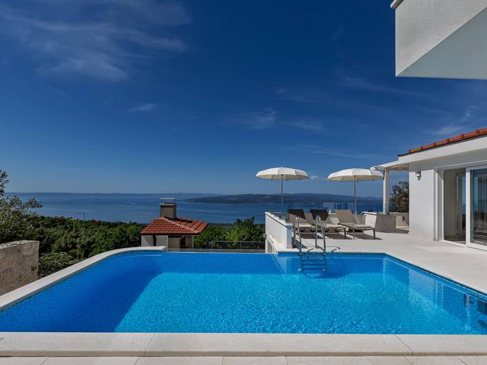 Ferienhaus für 10 Personen, mit Sauna und Balkon sowie Whirlpool in Baska Voda - 2