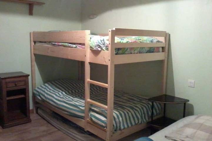Gîte pour 13 personnes, avec terrasse et jardin à Le Tholy - 3