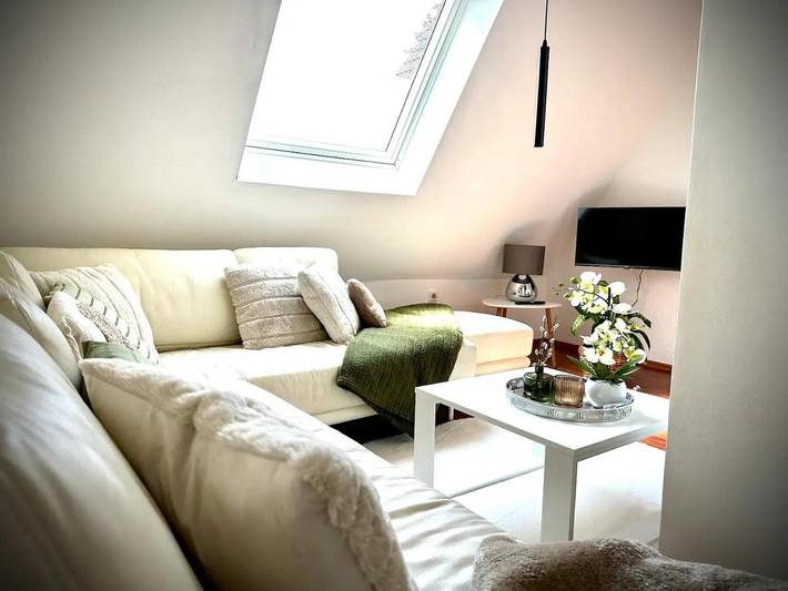Ferienwohnung für 3 Personen, mit Terrasse und Garten sowie Sauna und Ausblick