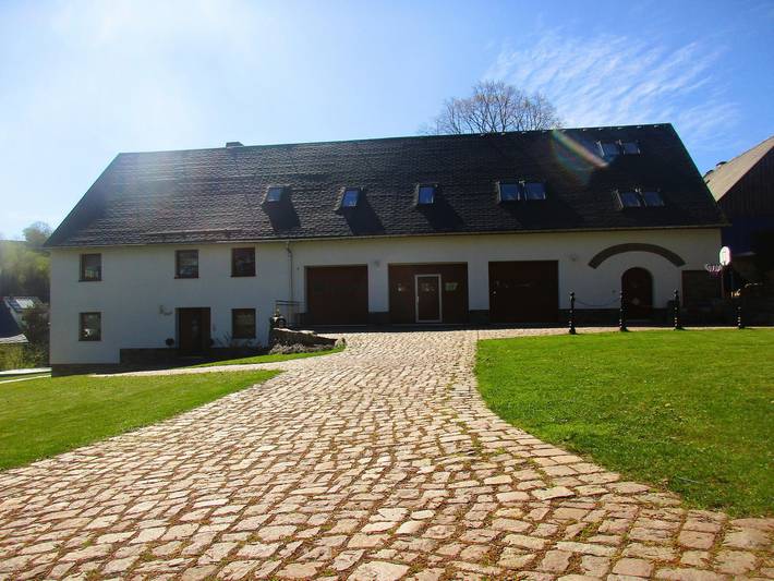 Ferienwohnung für 2 Personen, mit Terrasse und Garten im Erzgebirge