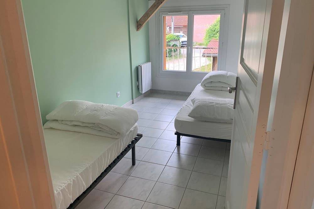 Apartamento entero, T3 amueblado - baños de tratamiento de spa in Vaulnaveys-le-Haut, Isère