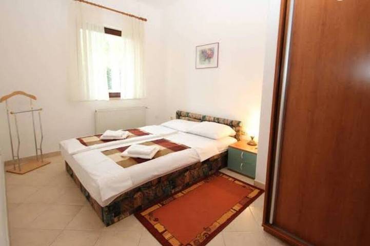 Ferienwohnung für 6 Personen, mit Balkon und Garten