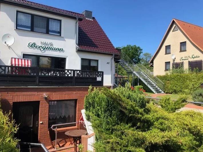 Ferienwohnung für 4 Personen, mit Balkon und Terrasse sowie Garten in Ostseebad Koserow