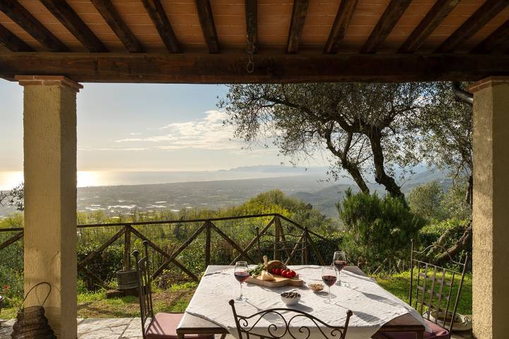 Casa Pedona in Camaiore, Riviera Italienne
