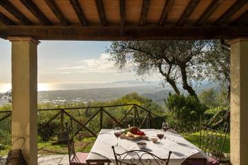 Villa for 4 People in Camaiore, Versilia, Photo 4