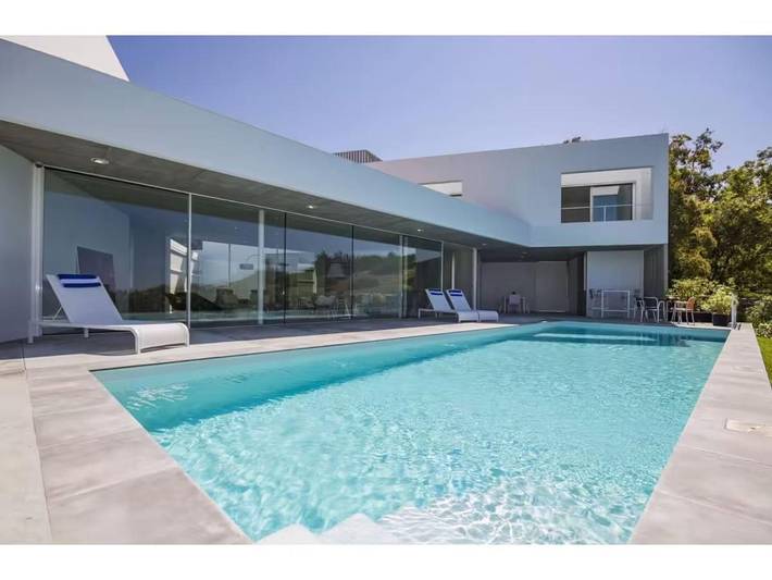 Chalet para 12 personas, con Balcón además de Terraza y Piscina en Atlanterra