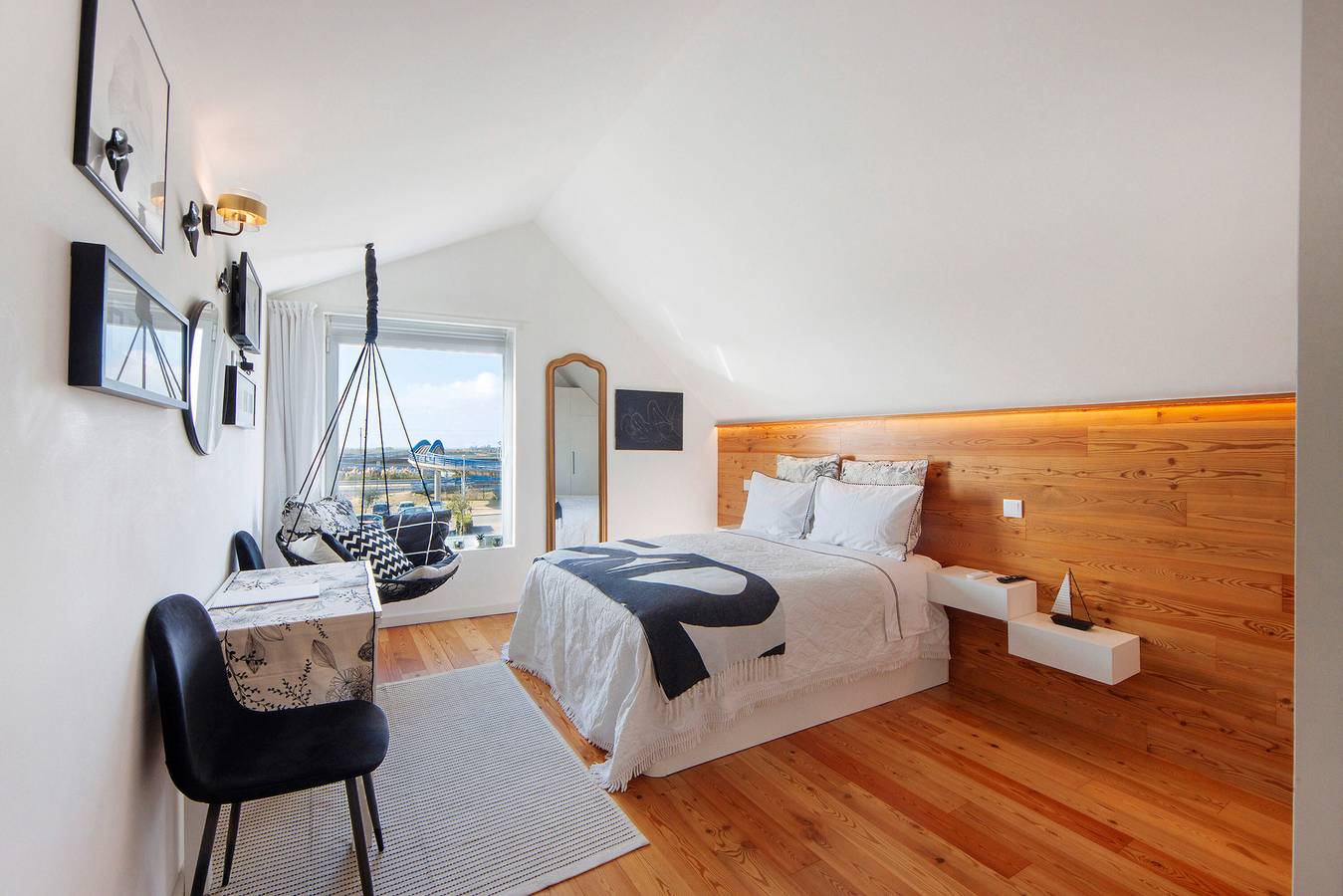 Entire studio, Apartment 'Ria' with Wi-Fi and Air Conditioning in Aveiro, Aveiro District